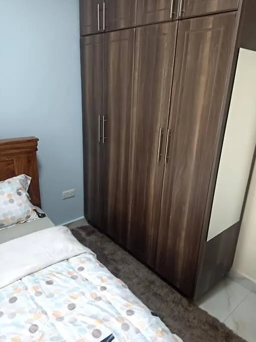2 Bedroom Furnished Apartment カンパラ 0*,